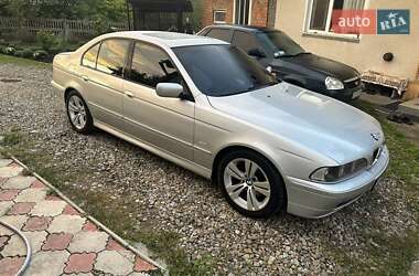 Седан BMW 5 Series 2001 в 