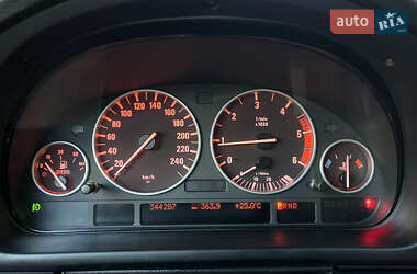 Седан BMW 5 Series 2001 в 