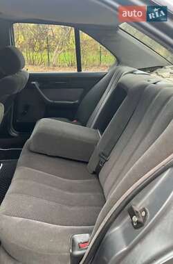 Седан BMW 5 Series 1990 в  фото 8 Седан BMW 5 Series 1990 в