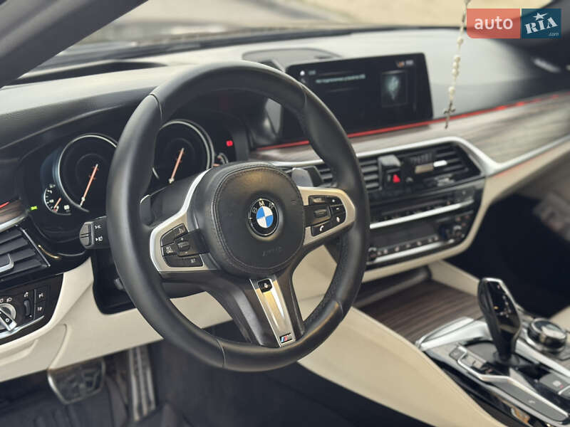 Седан BMW 5 Series 2017 в Львове фото 19 Седан BMW 5 Series 2017 в Львове