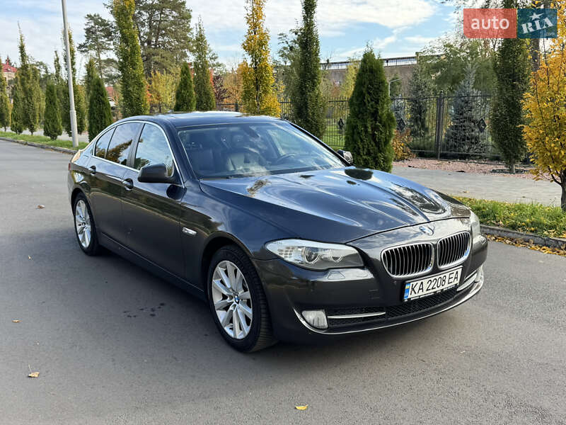 Седан BMW 5 Series 2011 в Киеве