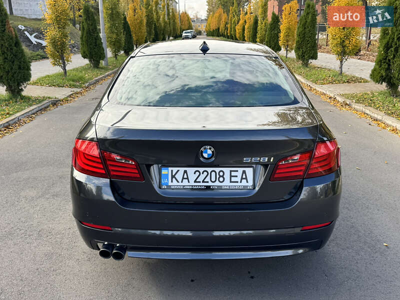 Седан BMW 5 Series 2011 в Киеве