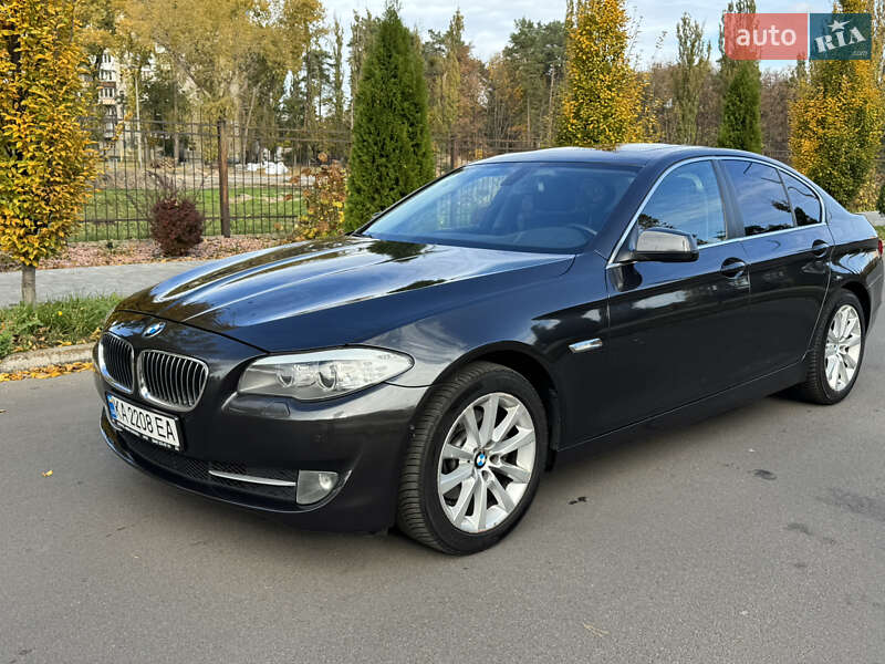 Седан BMW 5 Series 2011 в Киеве