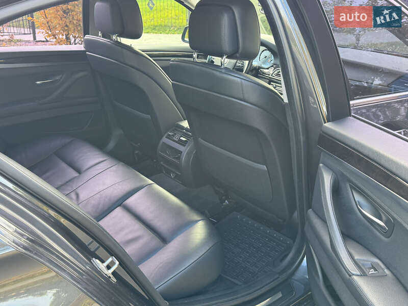 Седан BMW 5 Series 2011 в Киеве