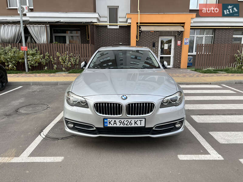 Седан BMW 5 Series 2015 в Киеве