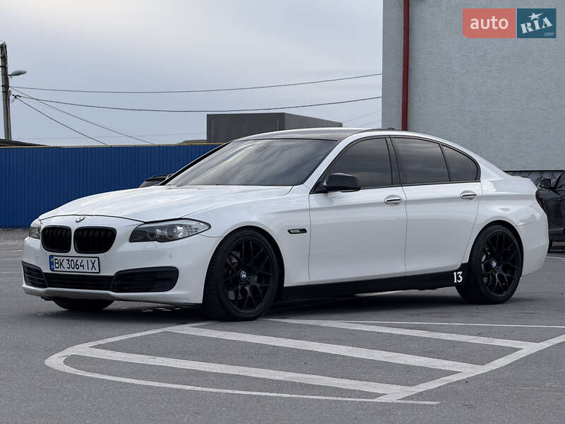 Седан BMW 5 Series 2011 в Тернополі фото 4 Седан BMW 5 Series 2011 в Тернополі