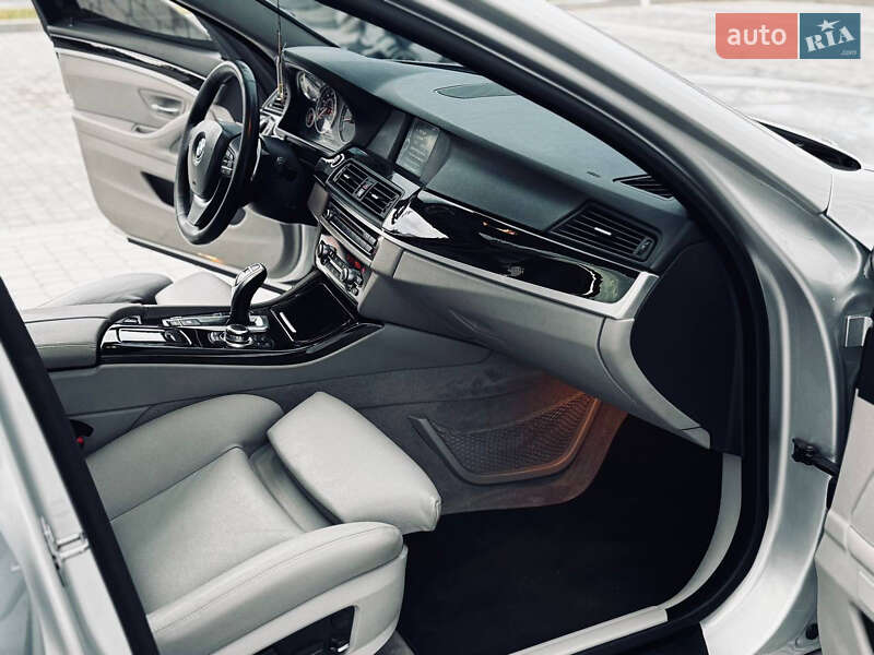 Седан BMW 5 Series 2011 в Полтаве фото 22 Седан BMW 5 Series 2011 в Полтаве