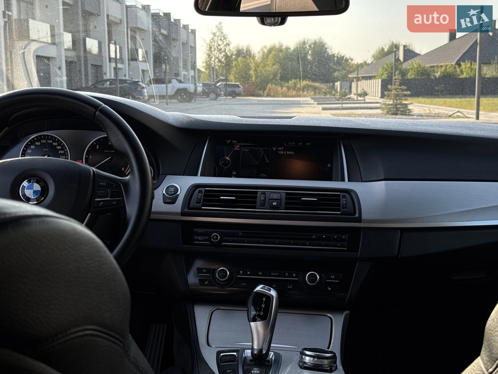2015 BMW 5er - мініатюра 29