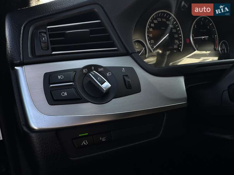 Седан BMW 5 Series 2015 в Ковеле