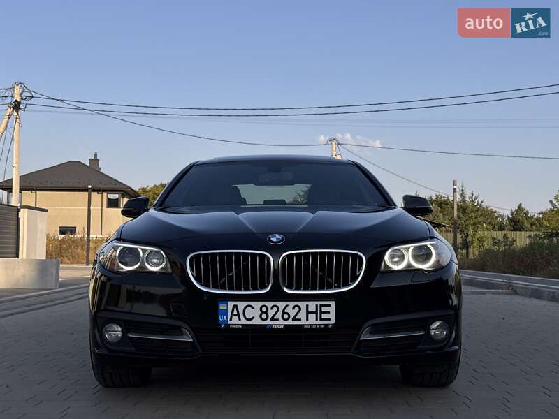 Седан BMW 5 Series 2015 в Ковеле