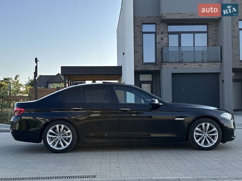 Седан BMW 5 Series 2015 в Ковеле