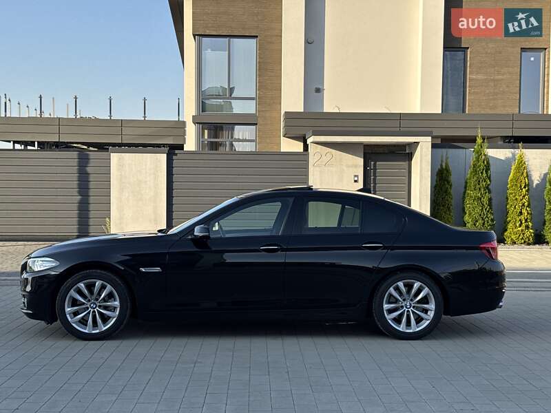 Седан BMW 5 Series 2015 в Ковеле