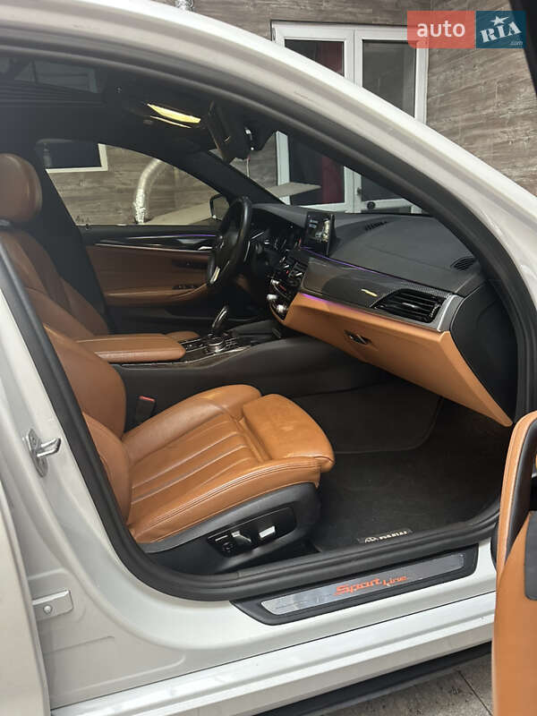 Седан BMW 5 Series 2017 в Киеве