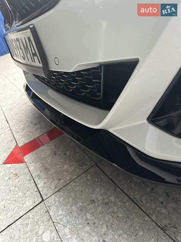 Седан BMW 5 Series 2017 в Киеве