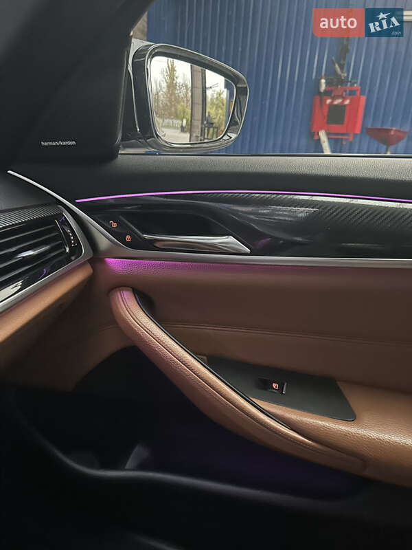 Седан BMW 5 Series 2017 в Киеве