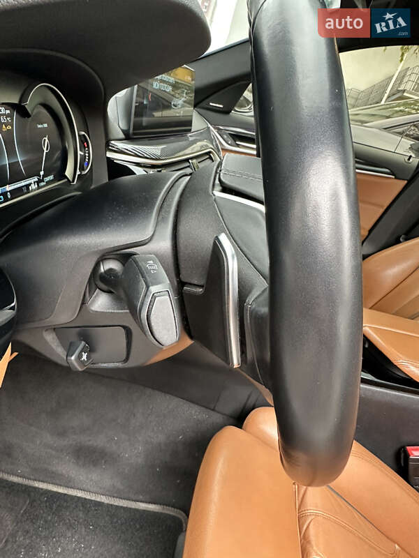 Седан BMW 5 Series 2017 в Киеве