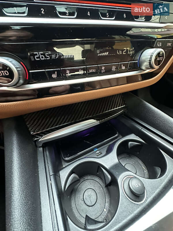 Седан BMW 5 Series 2017 в Киеве