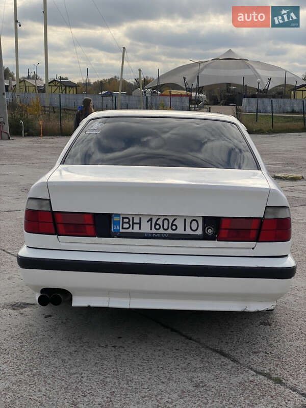 Седан BMW 5 Series 1992 в Києві фото 5 Седан BMW 5 Series 1992 в Києві