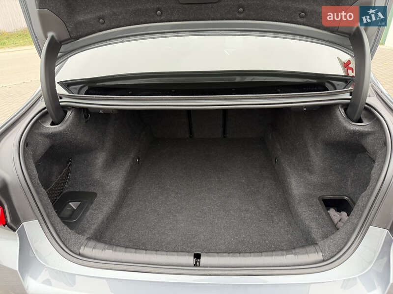 Седан BMW 5 Series 2022 в Броварах фото 20 Седан BMW 5 Series 2022 в Броварах