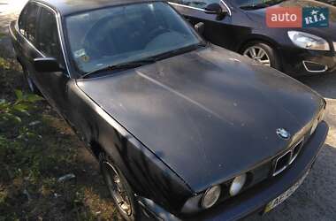 Седан BMW 5 Series 1994 в Дніпрі