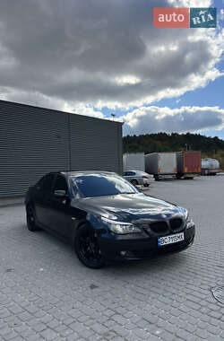 Седан BMW 5 Series 2007 в Львове