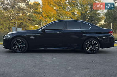 Седан BMW 5 Series 2013 в 