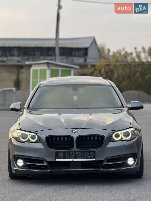 Седан BMW 5 Series 2015 в Виннице