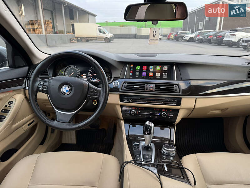 Седан BMW 5 Series 2015 в Виннице