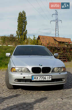 Седан BMW 5 Series 2002 в Ужгороді