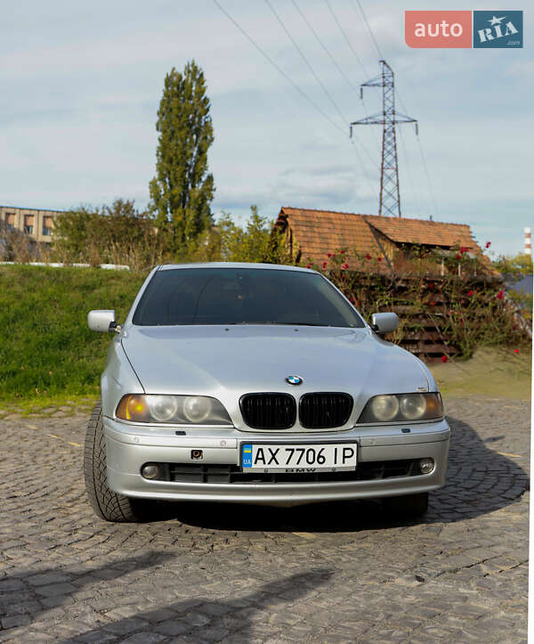BMW 5 Series 2002