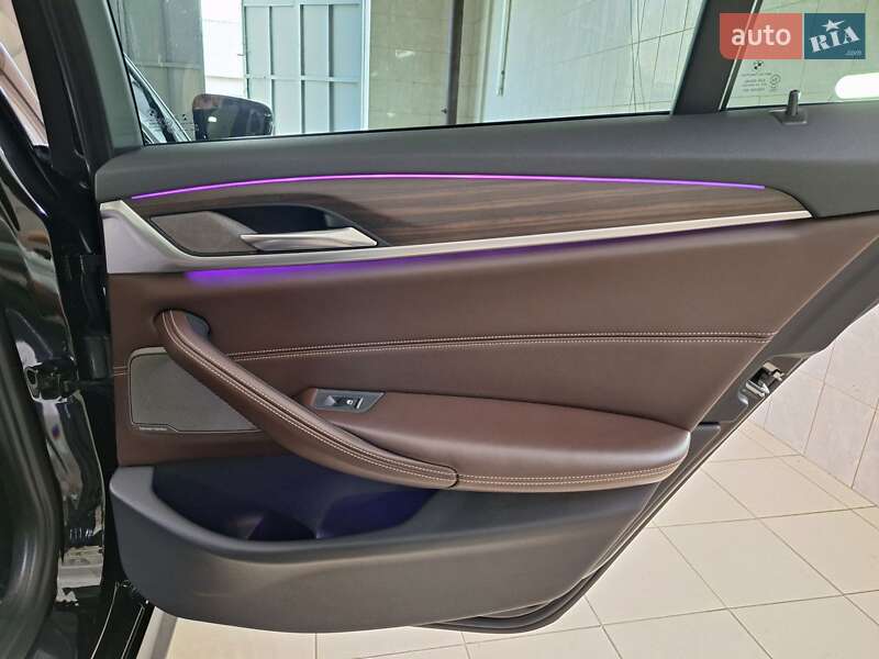 Седан BMW 5 Series 2017 в Николаеве фото 42 Седан BMW 5 Series 2017 в Николаеве