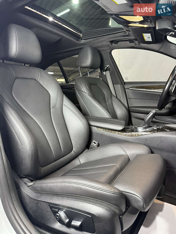 Седан BMW 5 Series 2019 в Одесі фото 31 Седан BMW 5 Series 2019 в Одесі