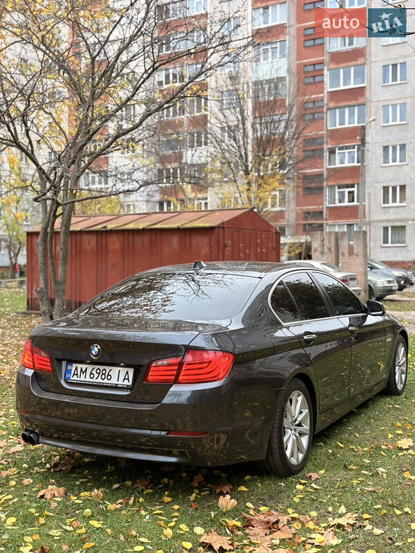Седан BMW 5 Series 2012 в Чернігові