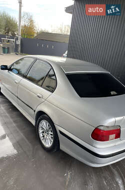 Седан BMW 5 Series 1999 в Львові
