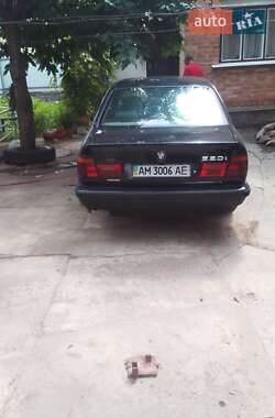 Седан BMW 5 Series 1989 в Умани