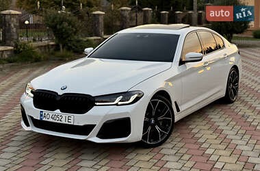Седан BMW 5 Series 2018 в Ужгороде