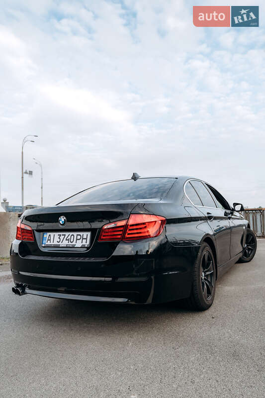 Седан BMW 5 Series 2010 в Киеве