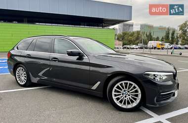 Универсал BMW 5 Series 2017 в 