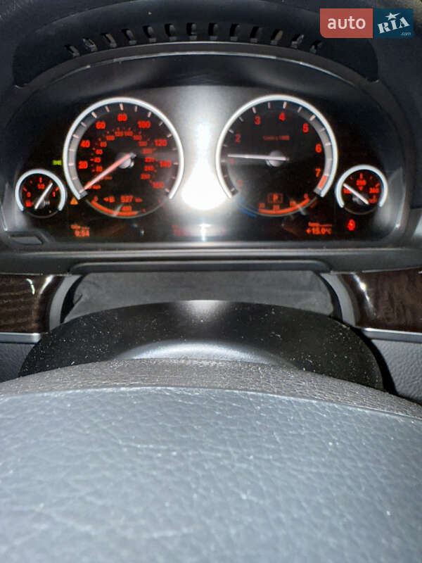 Седан BMW 5 Series 2016 в Киеве фото 24 Седан BMW 5 Series 2016 в Киеве