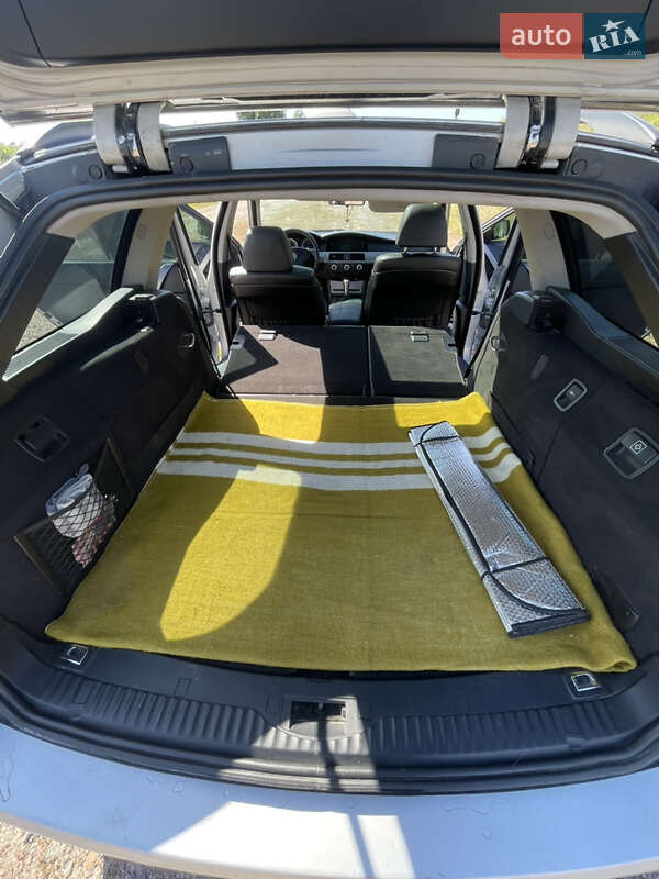 Універсал BMW 5 Series 2005 в Рокитному