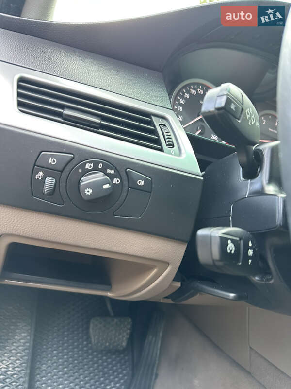 Універсал BMW 5 Series 2004 в Львові