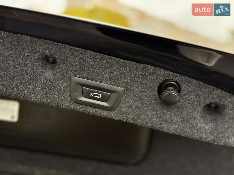 Седан BMW 5 Series 2016 в Киеве