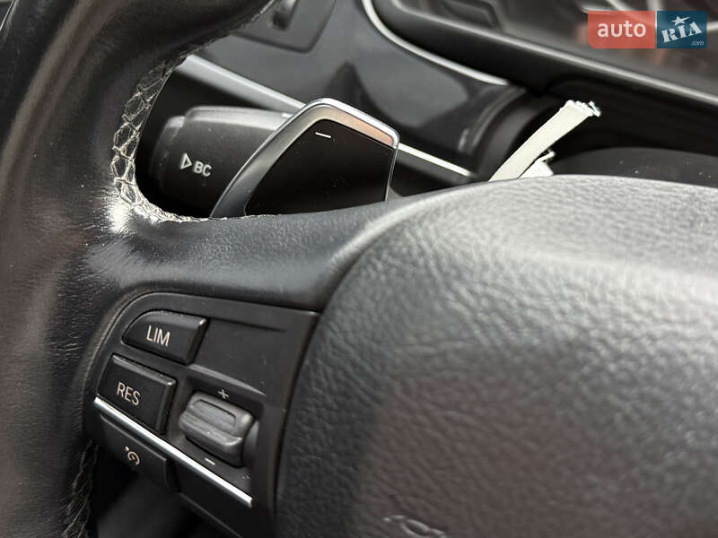 Седан BMW 5 Series 2016 в Киеве