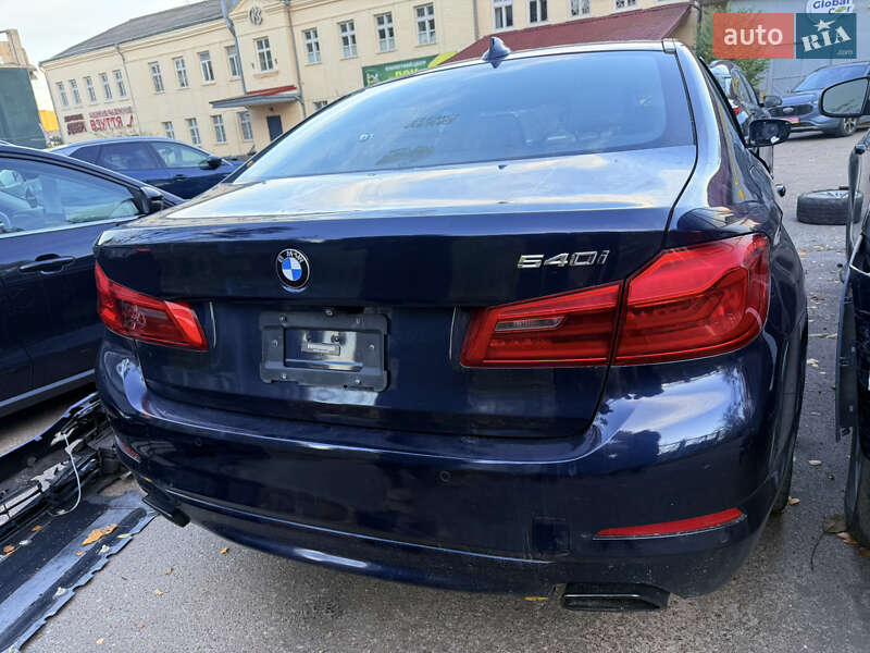 Седан BMW 5 Series 2017 в Львове