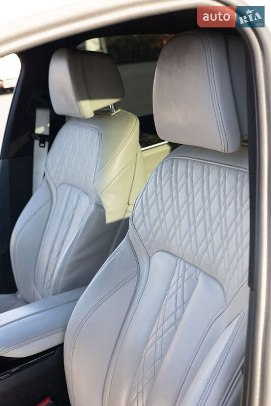 Седан BMW 5 Series 2017 в Львове фото 17 Седан BMW 5 Series 2017 в Львове