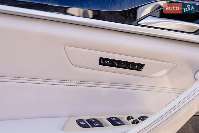 Седан BMW 5 Series 2017 в Львове фото 27 Седан BMW 5 Series 2017 в Львове