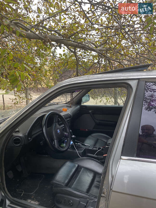 Седан BMW 5 Series 1988 в Николаеве фото 3 Седан BMW 5 Series 1988 в Николаеве