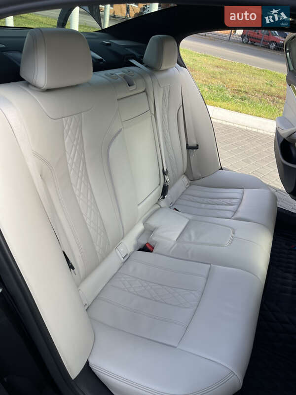 Седан BMW 5 Series 2018 в Днепре