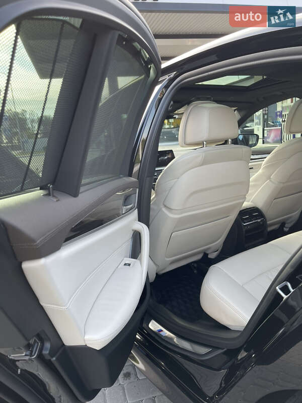 Седан BMW 5 Series 2018 в Днепре