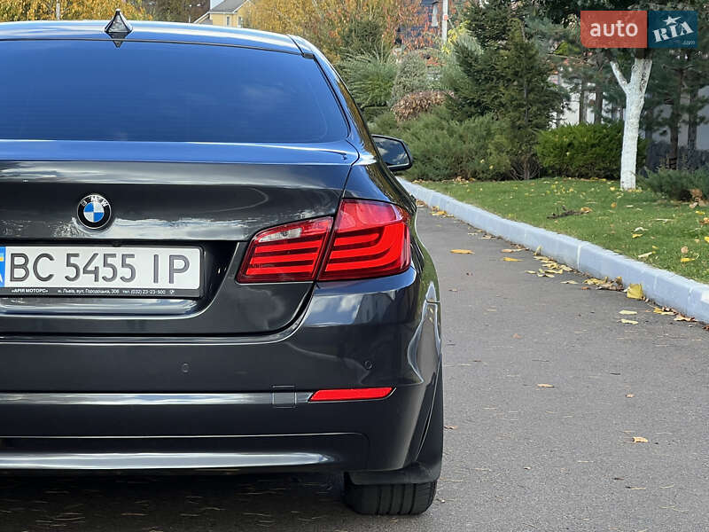 Седан BMW 5 Series 2012 в Ровно
